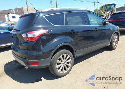 2018 Ford Escape Titanium из США, поврежденный, VIN 1FMCU9J98JUC14808